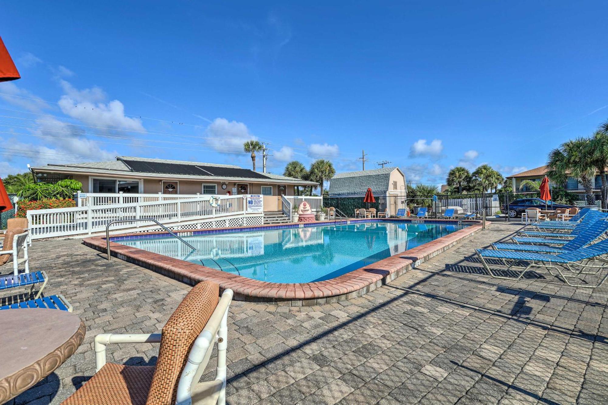 Cute Cocoa Beach Condo With Pool And Beach Access! 外观 照片